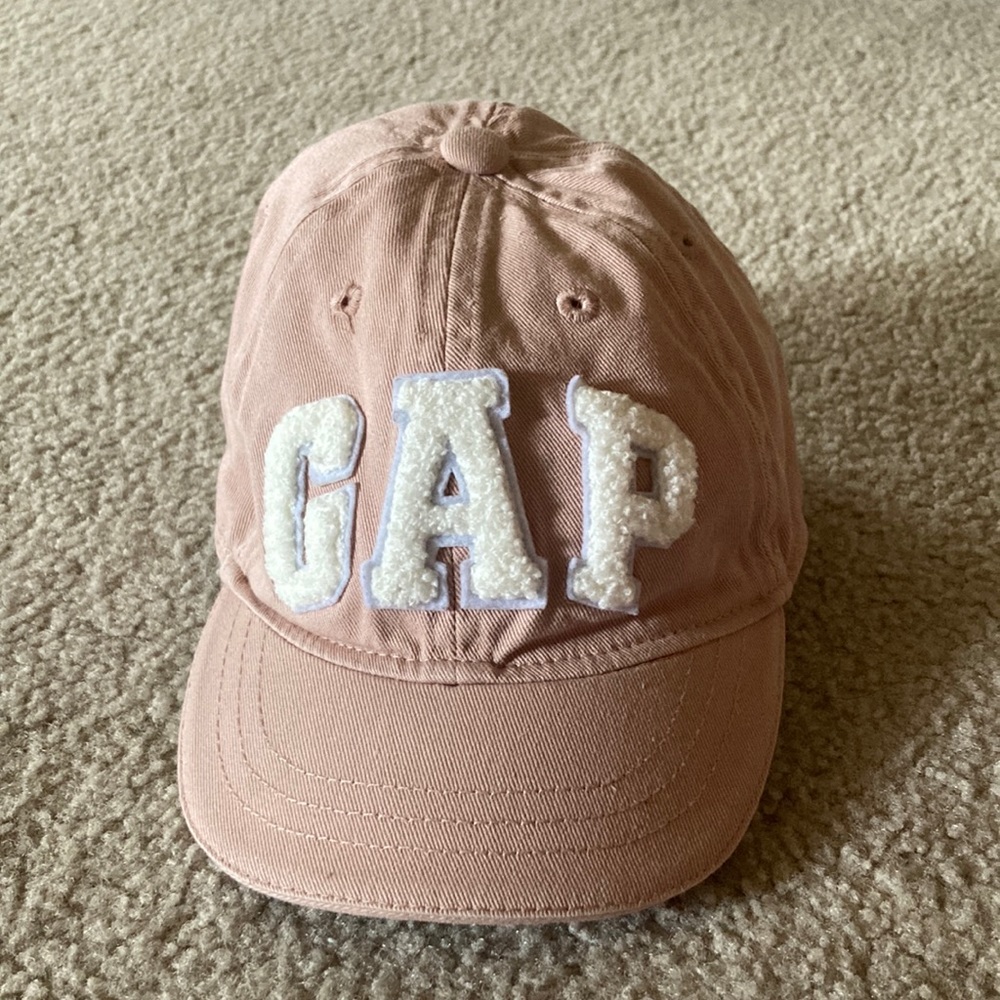 Like NEW baby GAP baseball hat S/M